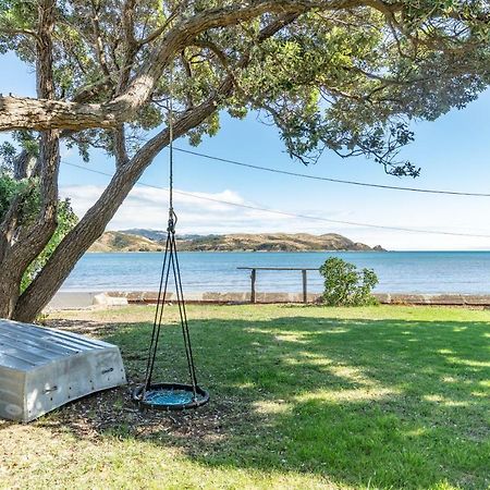 Brony'S Beachfront-Short And Long Term Stays Порируа Экстерьер фото
